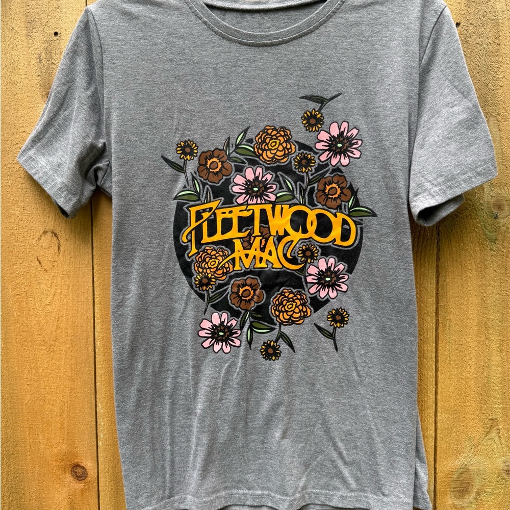 Fleetwood Mac band Tee with Graphic Design